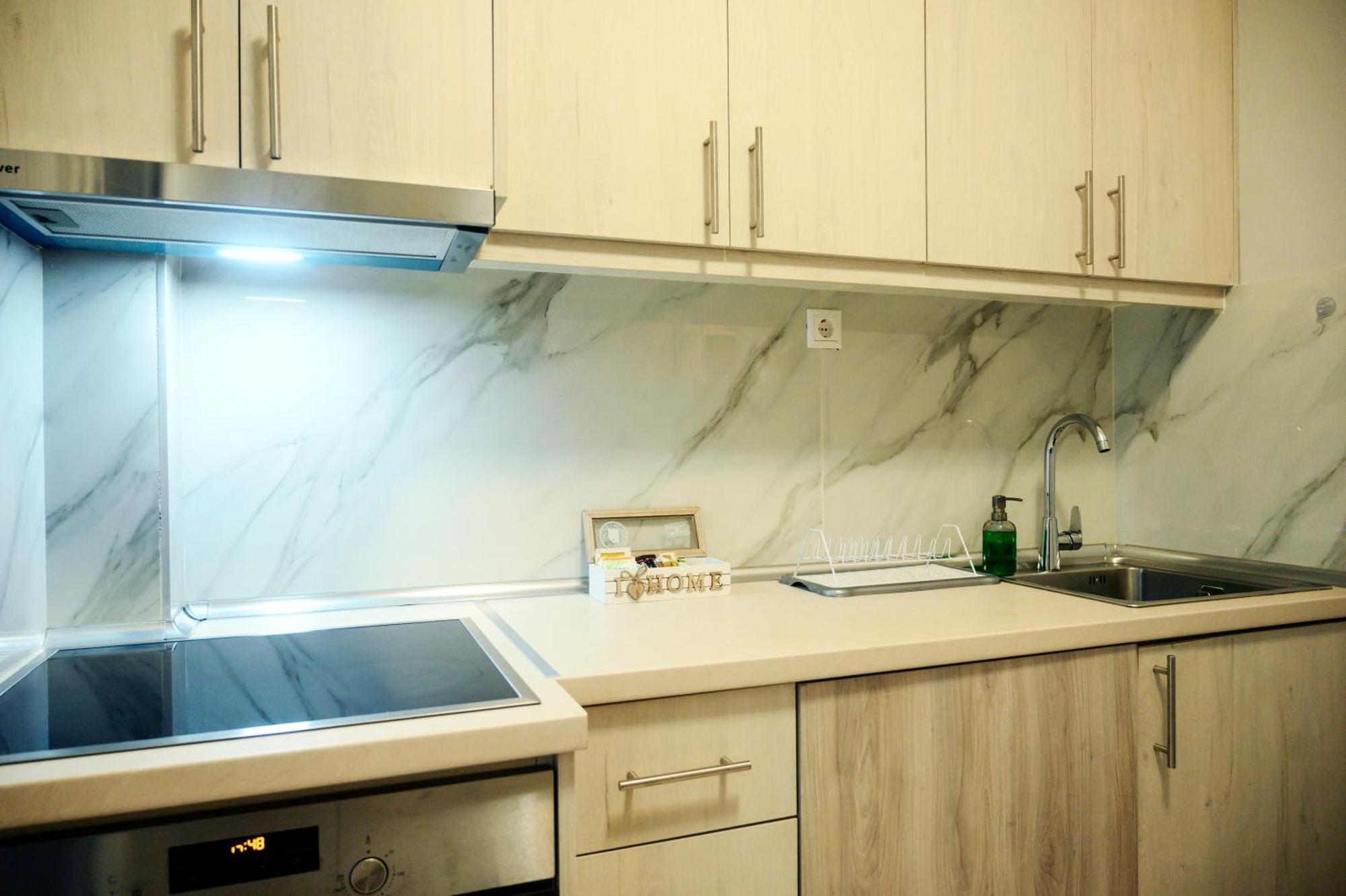 Modern Downtown Flat By Golden H&R Lejlighed Thessaloníki Eksteriør billede